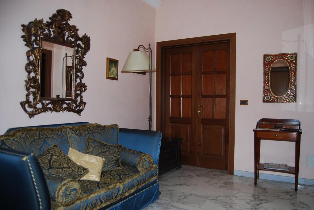 Anastasio II Bed & Breakfast โรม ภายนอก รูปภาพ